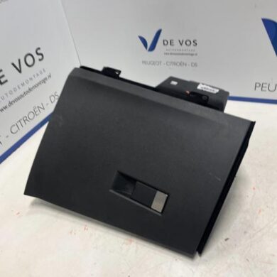 DS Automobiles DS7 Crossback  Dashboardkastje 2018 16319538XX-16319536ZD