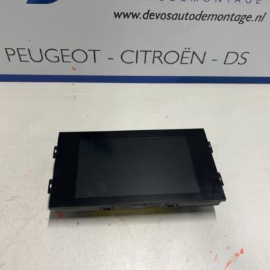 Peugeot 308 1.2 12V e-THP PureTech 130 Interior display HNY 2015 9811486280