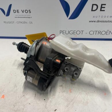 Peugeot 308  Brake servo 5G06 2021 1647882480