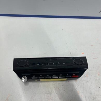 Peugeot 308  Radiobedienings paneel 2021 98350205ZD