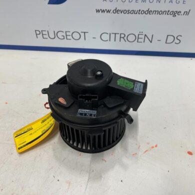 Peugeot 206 2.0 16V Heating and ventilation fan motor 2002 6441K0