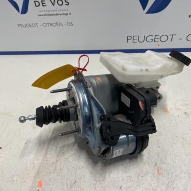 Peugeot 3008 1.6 16V Hybrid4 Brake servo 5G06 2020 1647872080