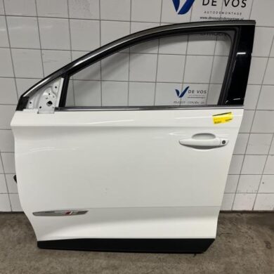 DS Automobiles DS7 Crossback  Portier 4Deurs links-voor 2018 9819326280