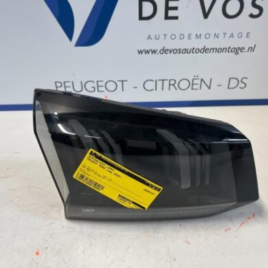 Peugeot 5008  Achterlicht links 2021 9836231880