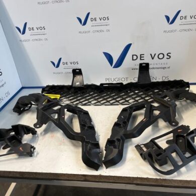 Peugeot 5008  Rear bumper frame 2021 9814492680-9814615880-9814615980-9829975480-9829979880