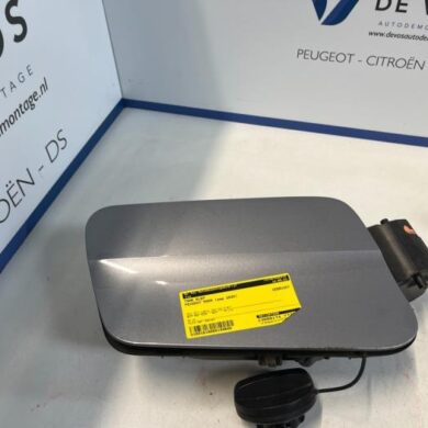 Peugeot 5008  Tank Klep 2021 9811207480-9811707180