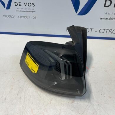 Peugeot 5008  Achterlicht links 2021 9836231680