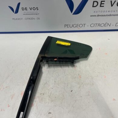 Peugeot 508  Rear quarter light, left 2019 9813153780