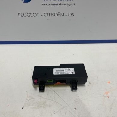 Citroen C4 Picasso 2.0 Blue HDI 150 Phone interface 2019 9831613880