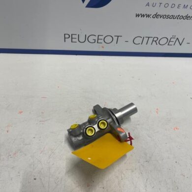 Peugeot 3008 2.0 GT BlueHDi 180 16V Master cylinder AH01 2022 1638051480