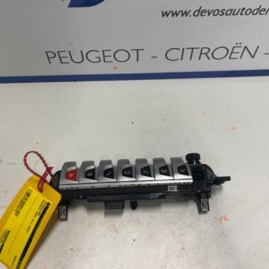 Peugeot 3008 2.0 GT BlueHDi 180 16V Switch 2022 98249154DX