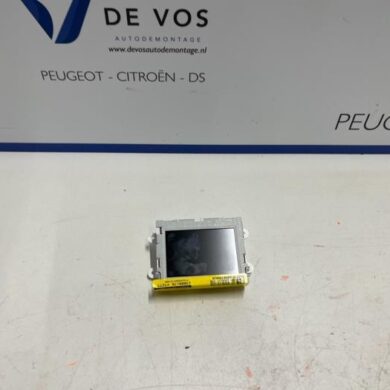 Peugeot 2008  Interior display HMZ 2016 1616897780-1623840080-9814039880