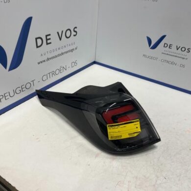 Opel Crossland X 1.2 Turbo 12V Euro 6d-temp Achterlicht links 2022 39235957