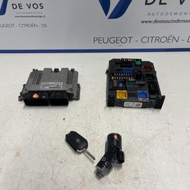 Opel Grandland X 1.5 CDTI 130 Engine management computer YHZ 2019 9832694380-1631630180