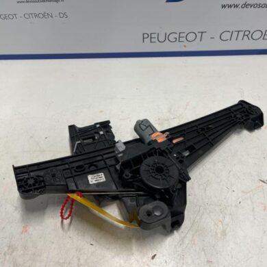 Opel Mokka 1.2 Turbo 12V Rear door window mechanism 4-door, left 2022 9830003080