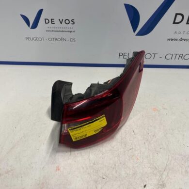 Opel Grandland X 1.5 CDTI 130 Taillight, right 2019 YP00098280