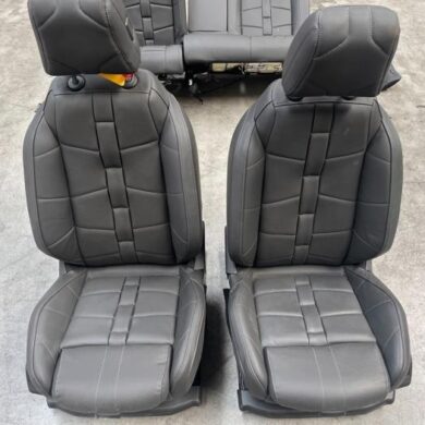 DS Automobiles DS7 Crossback 1.6 16V PureTech 225 Set of upholstery (complete) 2019