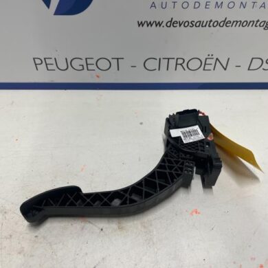 Peugeot 408  Accelerator pedal 2022 9845116580
