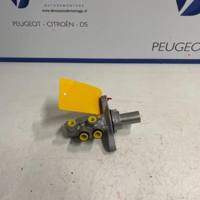 Peugeot 408 1.2 Hybrid 136 Hoofdremcilinder HN09 2022 1638051480