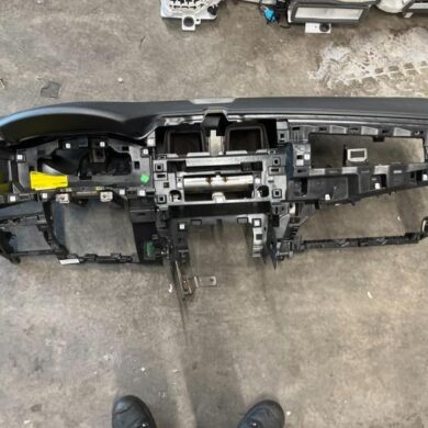 DS Automobiles DS7 Crossback 1.6 16V PureTech 225 Dashboard 2019 16317288ZD