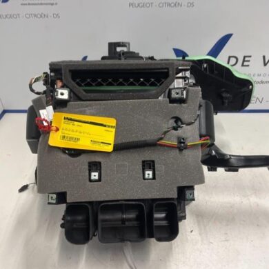 Peugeot 408 1.2 Hybrid 136 Kachelhuis 2022 9837588380