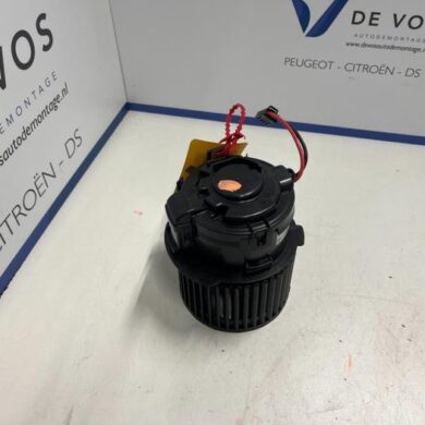 Peugeot 408 1.2 Hybrid 136 Heizung Belüftungsmotor 2022 9837609380