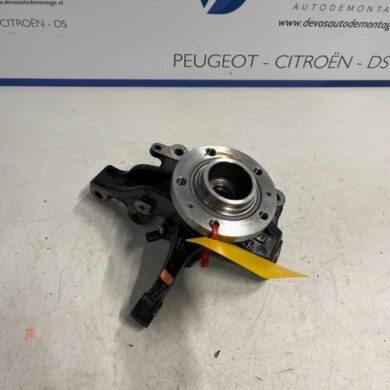 Peugeot 408 1.2 Hybrid 136 Fusee rechts-voor 2022 1647857280