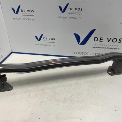 Peugeot 208 1.2 Vti 12V PureTech 100 Bumperframe achter 2022 9825456380