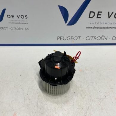 Opel Crossland X 1.2 Turbo 12V Euro 6d-temp Kachel Ventilatiemotor 2022