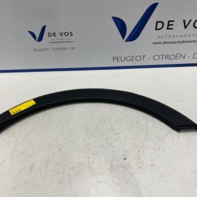 Opel Crossland X 1.2 Turbo 12V Euro 6d-temp Spatbord Lijst 2022