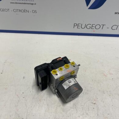 Peugeot 3008 2.0 GT BlueHDi 180 16V ABS pump AH01 2022 1647878980-1647879580