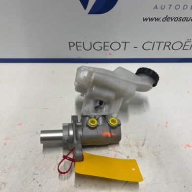 DS Automobiles DS7 Crossback 1.6 16V PureTech 225 Master cylinder 5G06 2019 1616905480-1638051480