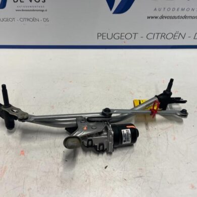 Peugeot 208 1.2 Vti 12V PureTech 100 Scheibenwischermotor vorne 2022 9824784980