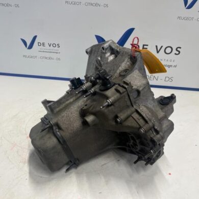 Peugeot 2008  Automaatbak HMZ 2016 1607893880-1607894080 20A612