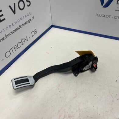Peugeot 3008 2.0 GT BlueHDi 180 16V Accelerator pedal 2022 9836042180