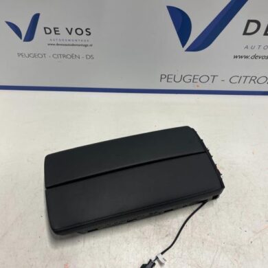 DS Automobiles DS7 Crossback 1.6 16V PureTech 225 Armrest 2019 98231499ZD