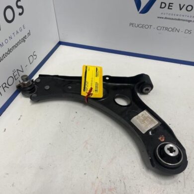 Peugeot 208 1.2 Vti 12V PureTech 100 Draagarm links-voor 2022 9831626480