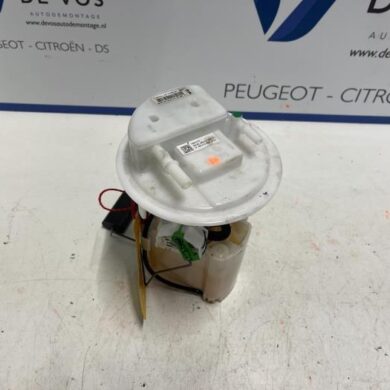 Peugeot 3008 2.0 GT BlueHDi 180 16V Brandstofpomp Elektrisch AH01 2022 9809358780