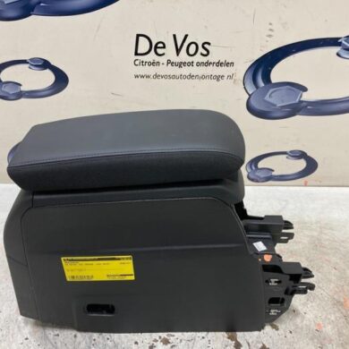 DS Automobiles DS3 Crossback 1.2 12V PureTech 130 Armrest 2019 98261024ZD