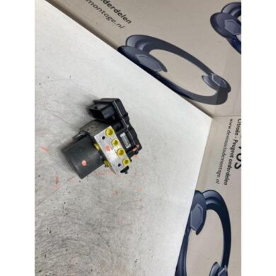 Peugeot RCZ  ABS pump RHH 2012 1606374380-1606374280
