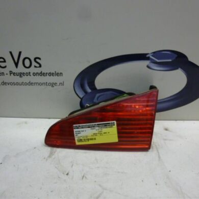Peugeot 607 2.2 HDi 16V FAP Taillight, right 2003 6351N2
