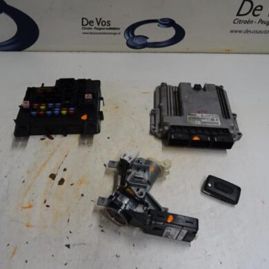 Citroen C-Crosser  Computer Motormanagement 4HN 2010 194439