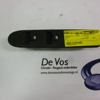 Peugeot 307 1.4 Combischakelaar ramen 2003 6554E9