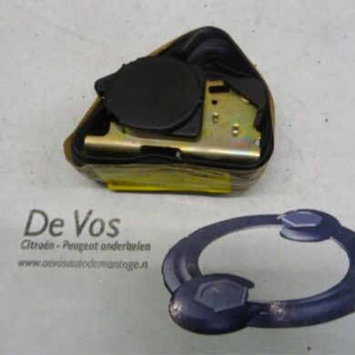 Citroen Saxo 1.4i SX,VSX Front seatbelt, left 1997 8973Y1