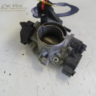 Citroen C5 2.0 16V Gasklephuis RFN 2002 1635V1