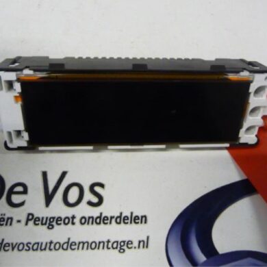 Peugeot 207 1.4 16V Vti Interior display 8FS 2008 6593F5
