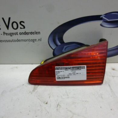 Peugeot 607 2.2 HDi 16V FAP Taillight, right 2001 6351N2