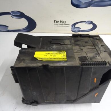 Peugeot 3008 1.6 VTI 16V Battery box 2010 5615H2-561568