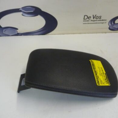 Citroen DS5  Armrest 2013 16100561ZQ