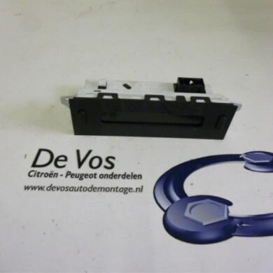 Peugeot 206 1.1 XN,XR Interior display HFX 2009 6155GZ-6155HA